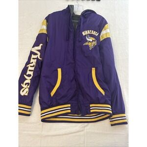 Men's Reversible Minnesota Vikings Jacket. **broken Zipper**